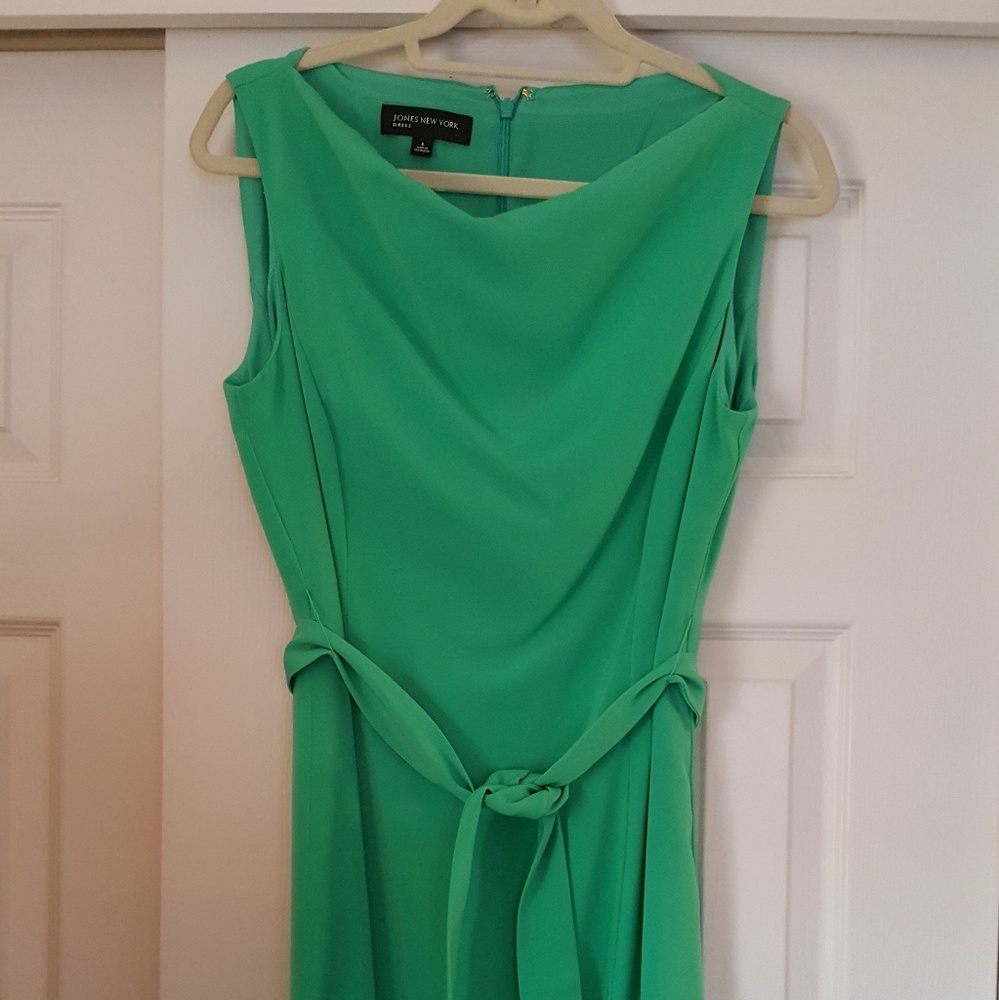 Jones of New York knee length dress size 8